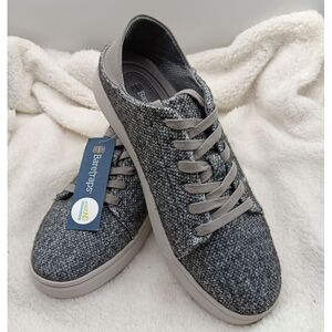 Baretraps‎ Shoes Men's Size 10 Liam Sneakers